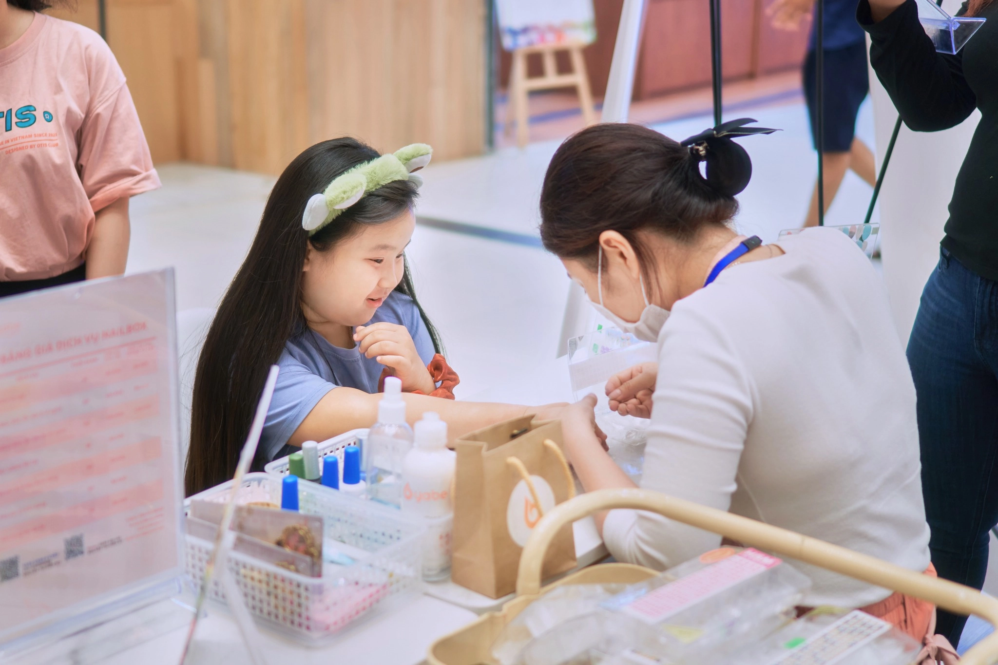Case Study: Yabe Vietnam – Điển Hình Thành Công Xuất Khẩu Nailbox Thủ Công Yabe Vietnam - Thương Hiệu Tiêu Biểu Xuất Khẩu Nailbox Thủ Công (Handmade Press-On Nails) Ra Thế Giới
