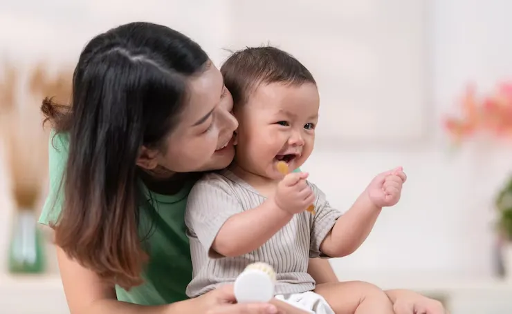 Mẹ bỉm gắn nailbox khi chăm em bé cần lưu ý gì?
