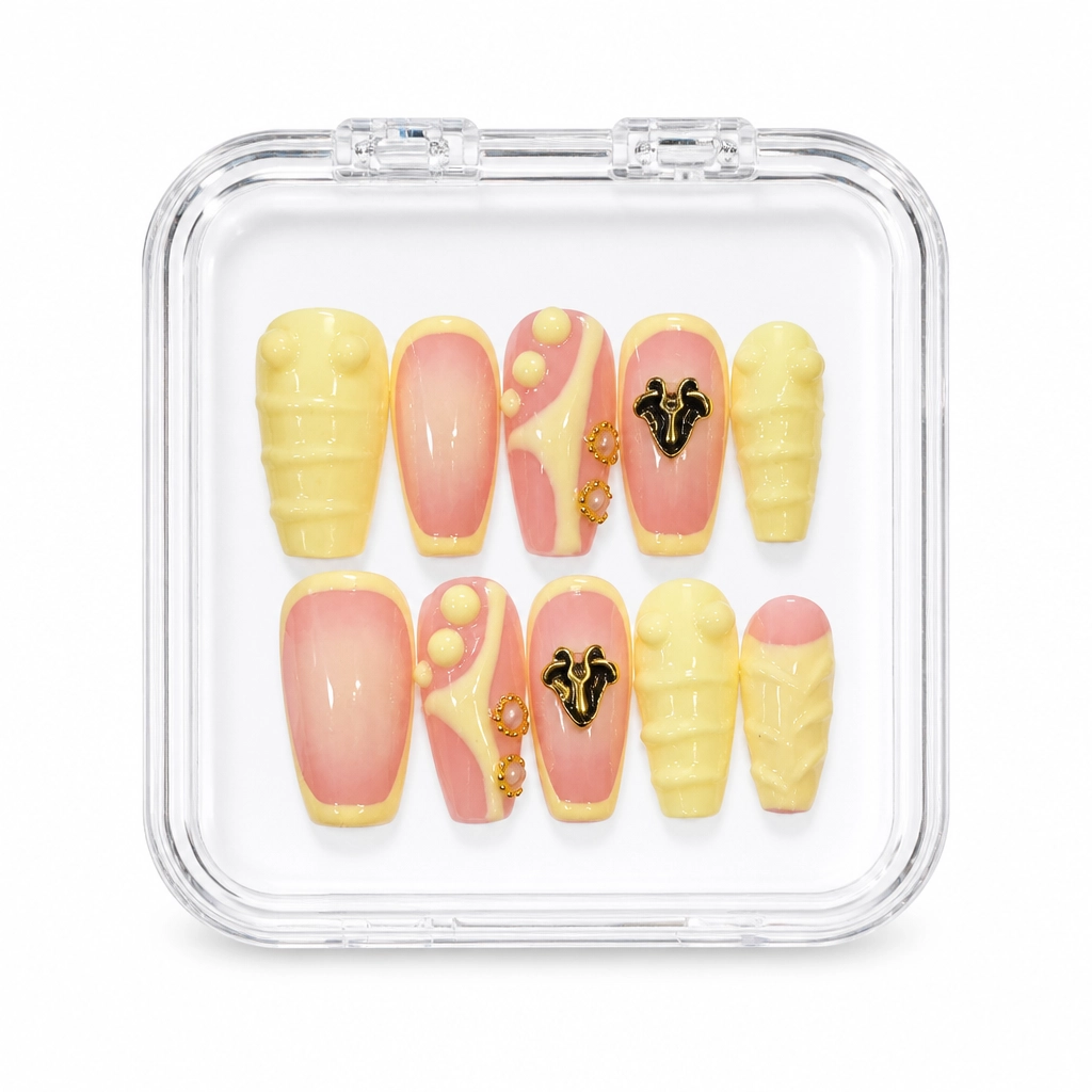 Press-on Nails Wholesale $7.90 Honeycomb Elegance by Yabe Vietnam