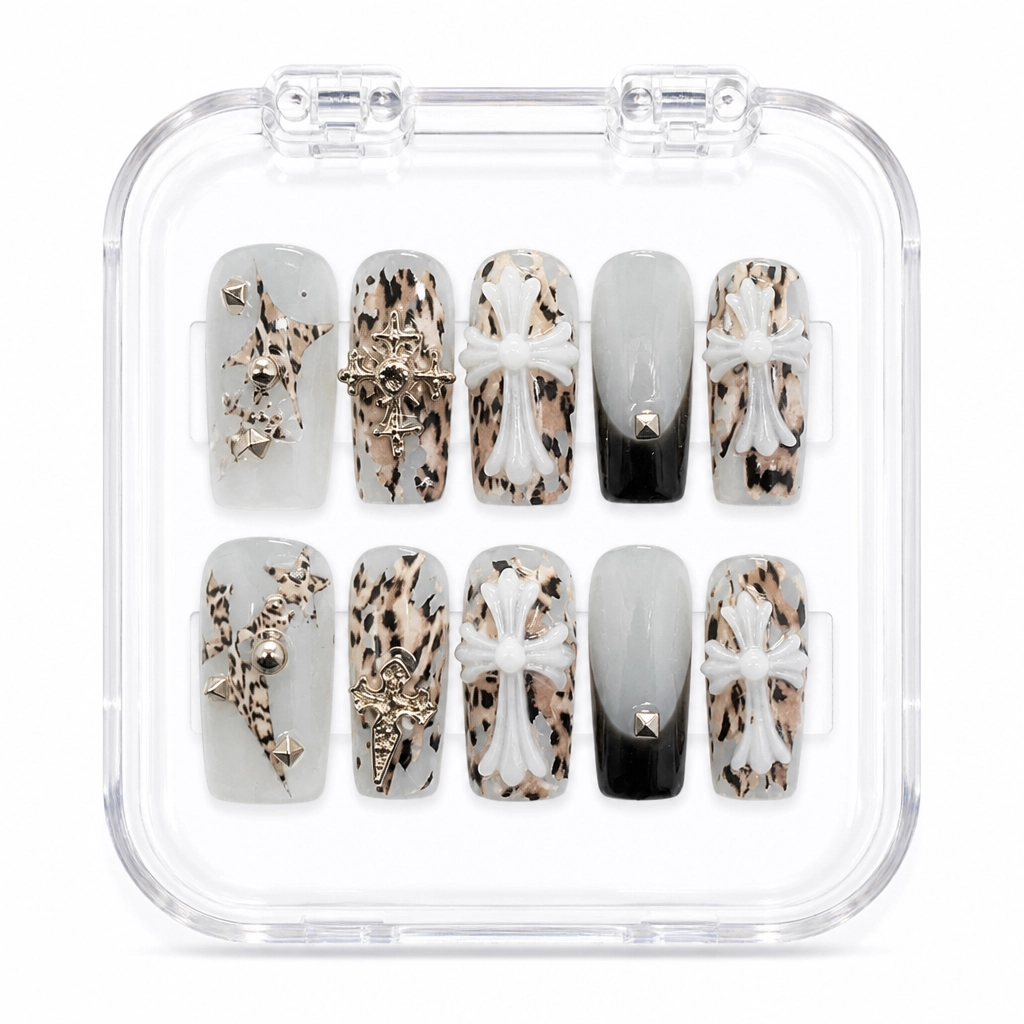 Press-on Nails Wholesale $7.90 Gothic Leopard Charm by Yabe Vietnam