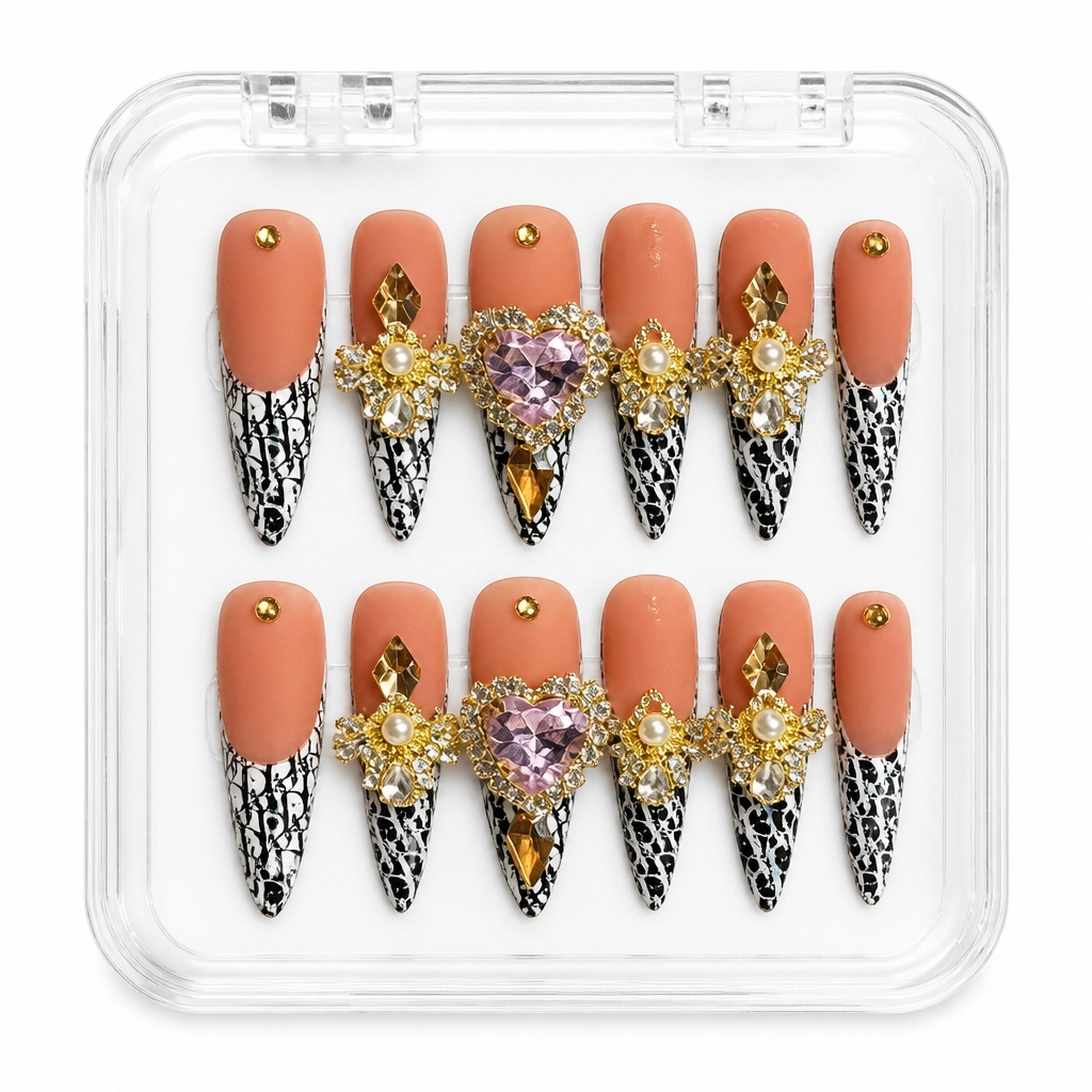Press-on Nails Wholesale $14.90 Noir Heart Elegance by Yabe Vietnam